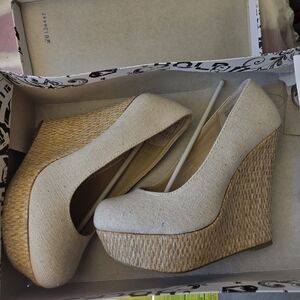 Mossimo Supply Co. Tan and Cream Wedges